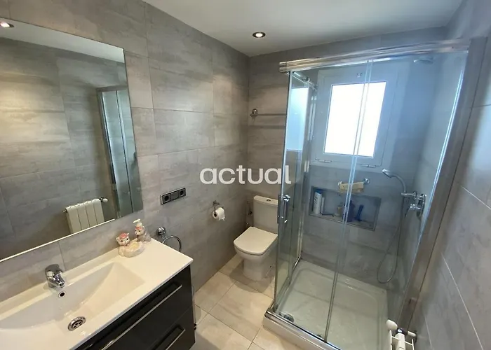 Reina Fabiola 1 2º 3ª شقة *